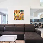 Semesterbostad Dolcea - Elegant Und Stilvoll Mit Pool By Interhome *