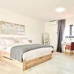 Dolcea - Elegant Und Stilvoll Mit Pool By Interhome * Kaštel