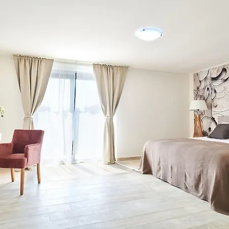 Dolcea - Elegant Und Stilvoll Mit Pool By Interhome Vakantiehuis Kaštel