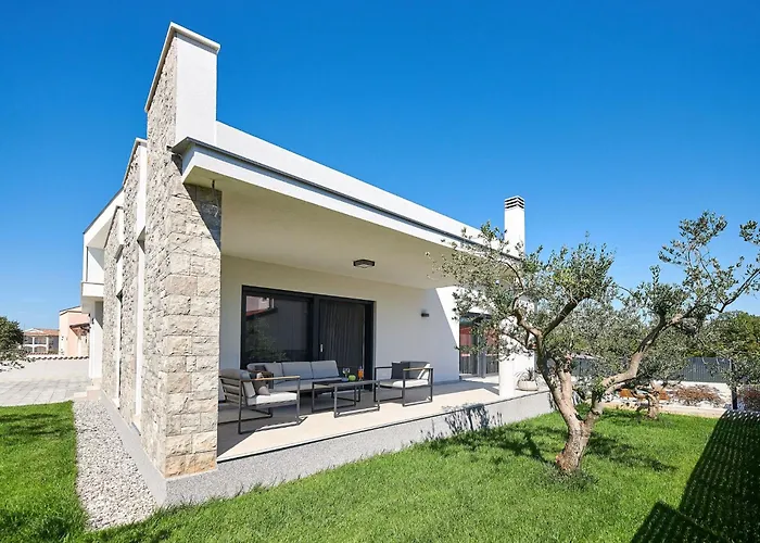 Dolcea - Elegant Und Stilvoll Mit Pool By Interhome بيت للعطل Kaštel