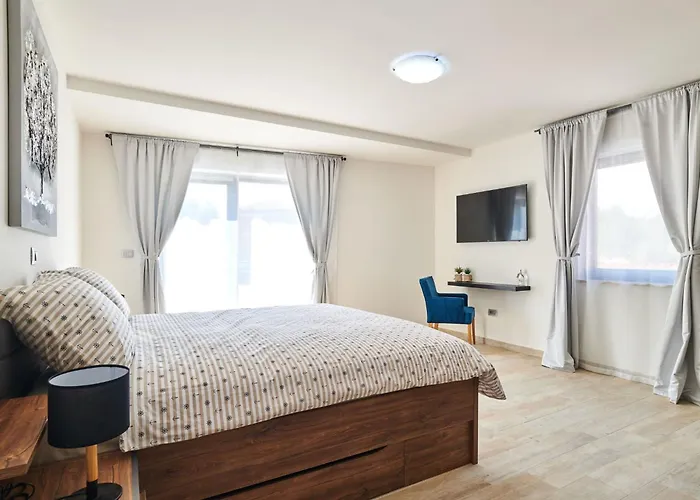 Dolcea - Elegant Und Stilvoll Mit Pool By Interhome Holiday home