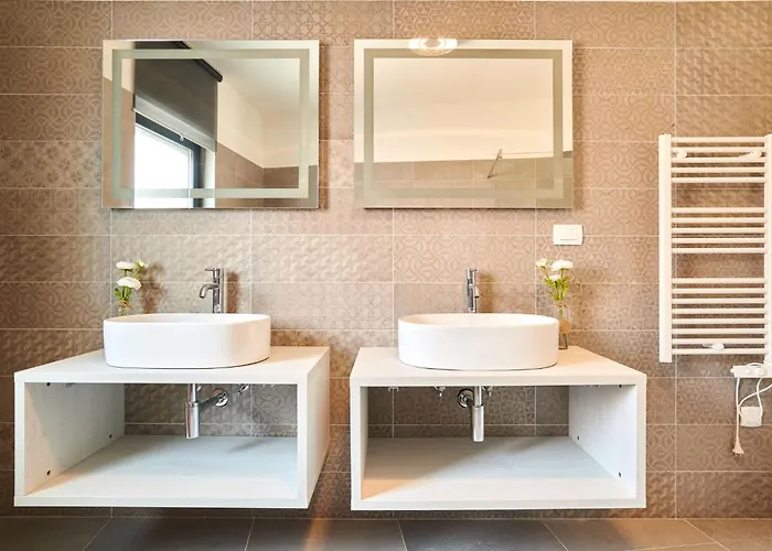 Dolcea - Elegant Und Stilvoll Mit Pool By Interhome *